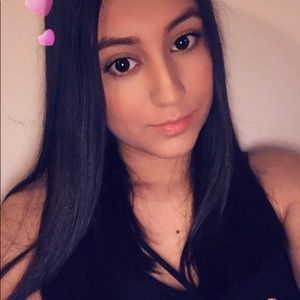 Meet your Posher, Tania